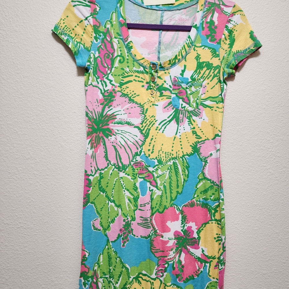 Lilly Pulitzer Pastel Tropical Print Tee Dress in Pink, Green & Purple XXS
